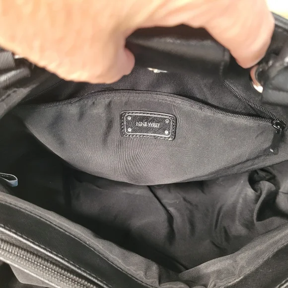 Nine West Designer Large Tote Bag  3 Lg Pockets And 3 Smaller Pockets   Nice! - Picture 5 of 7